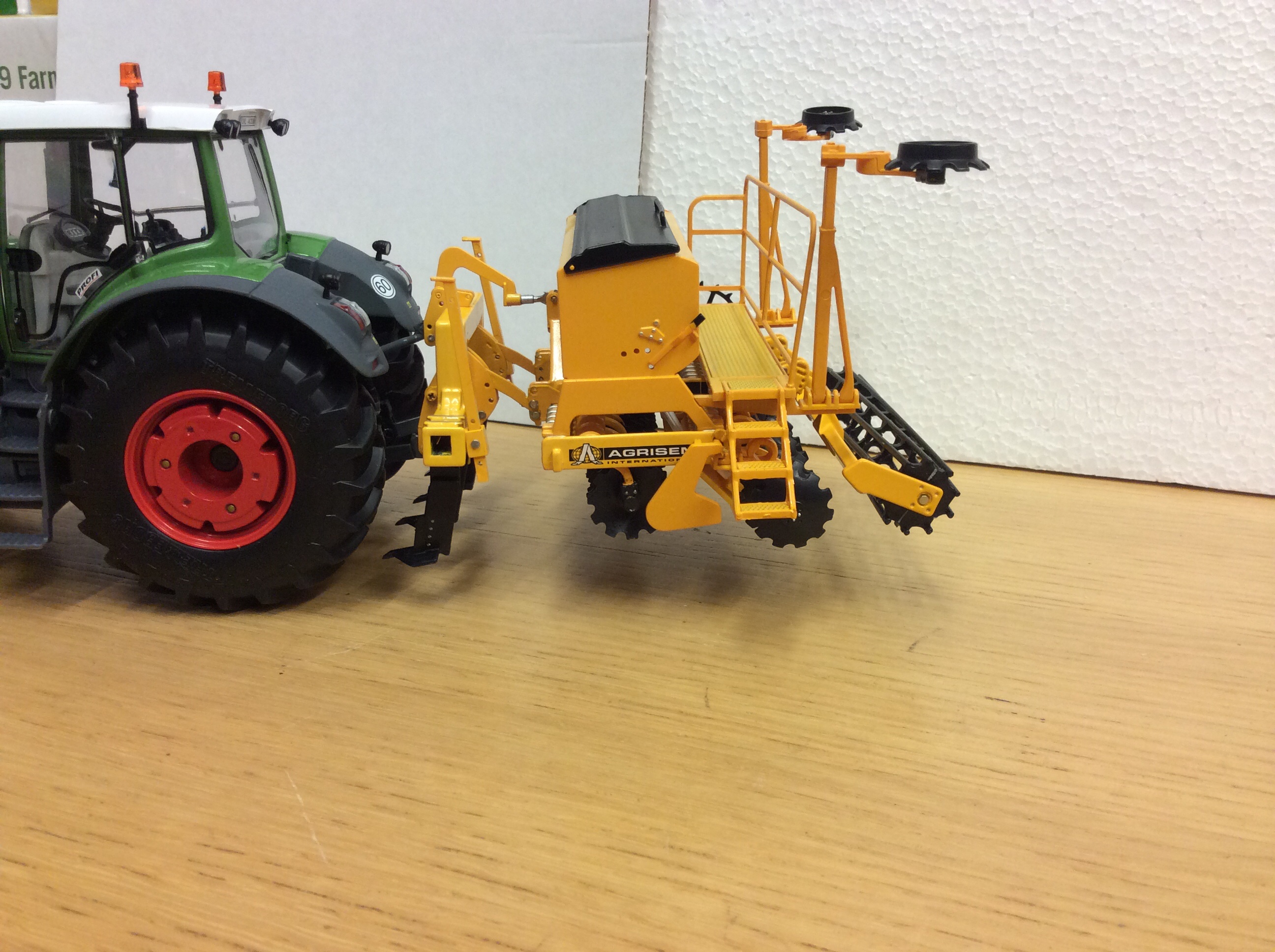 REPLICAGRI - AGRISEM Agromulch modulare da 3 a 6m - 1/32 - REP027 REPLICAGRI - AGRISEM Agromulch modulare da 3 a 6m - 1/32 - REP027
