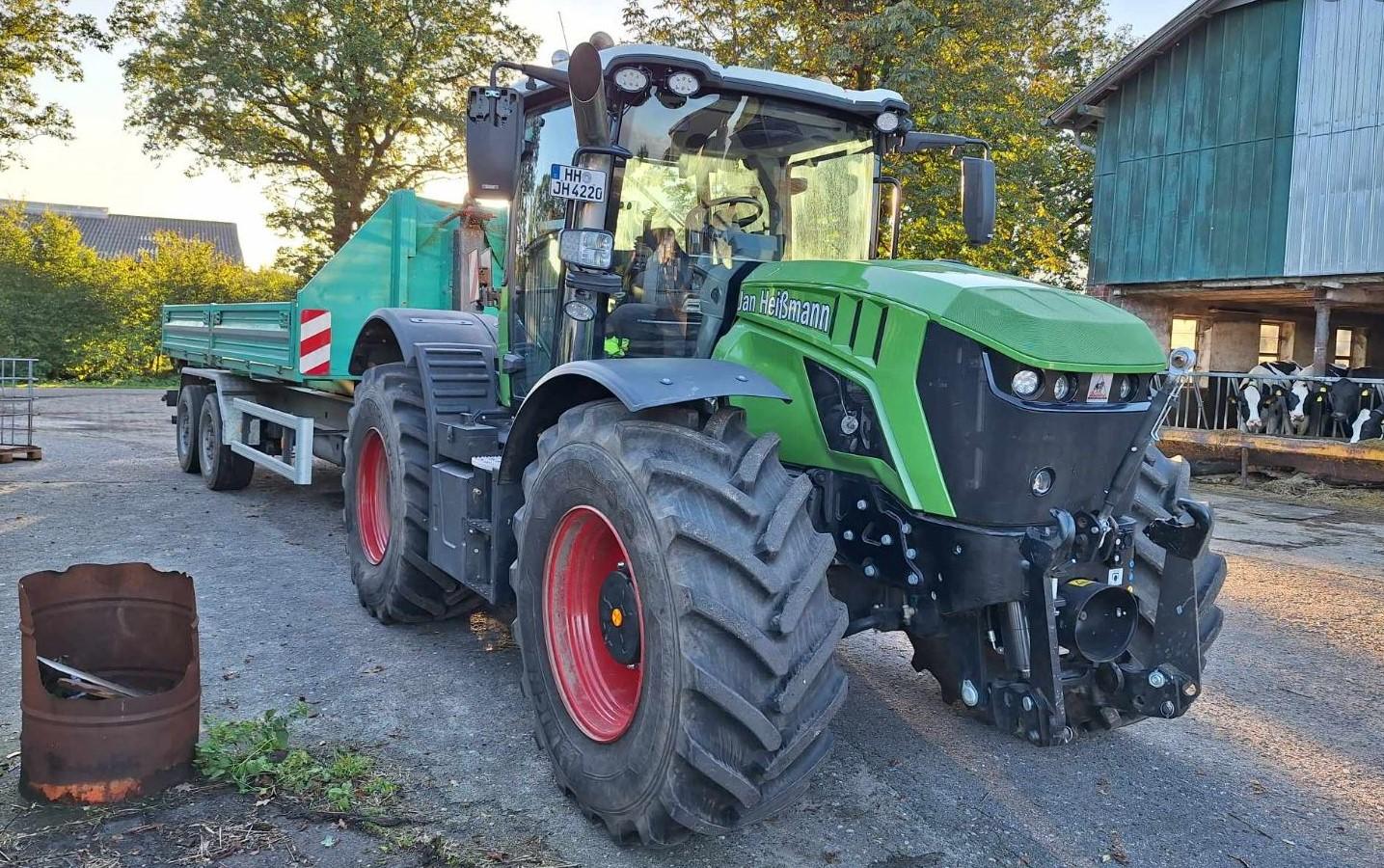 Trackors Colours Tractors in different colours - Tractors - The Farm Toys Forum