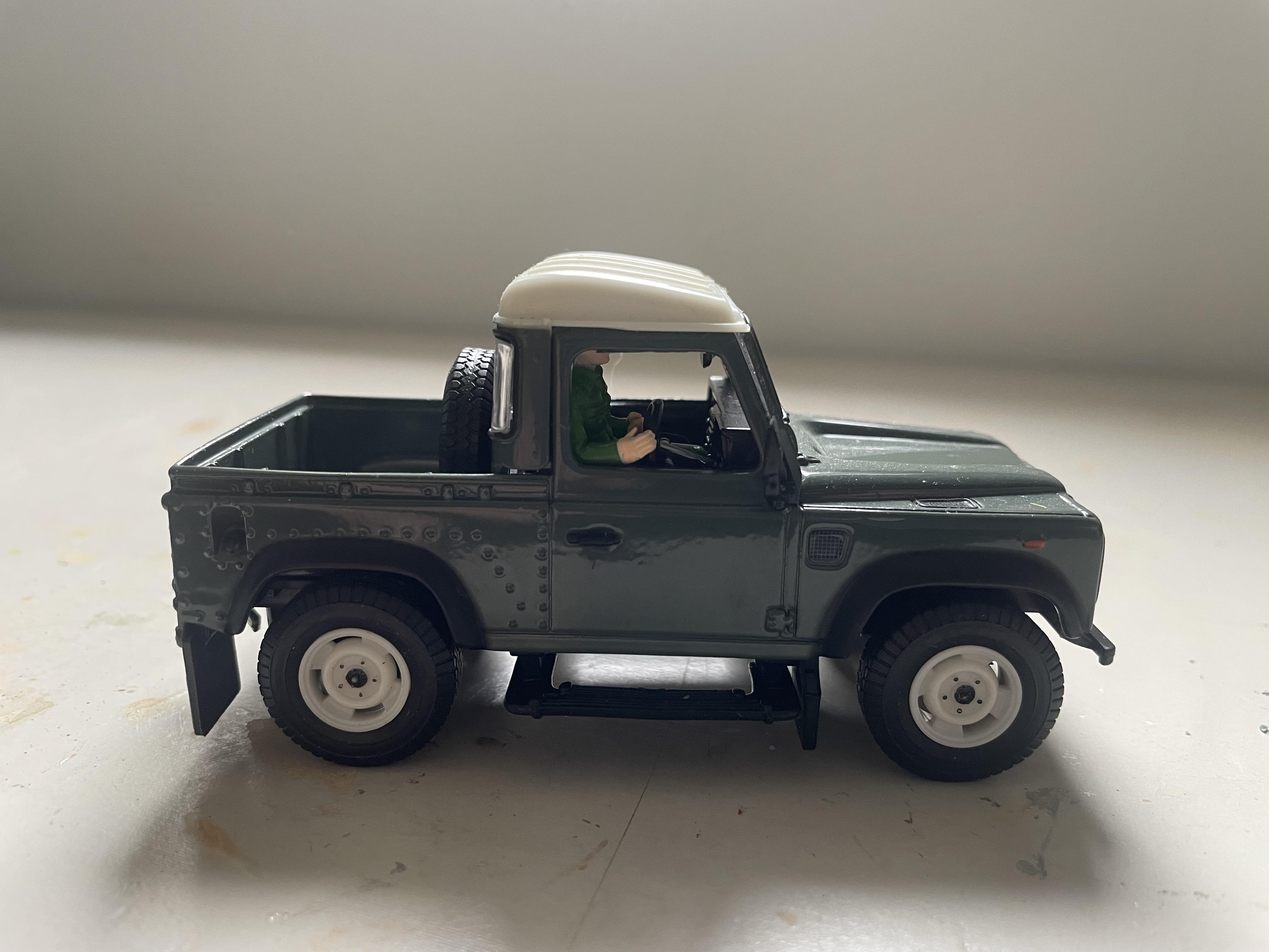 Britains farm landrover 90 defender boxed - For Sale - The Farm Toys Forum